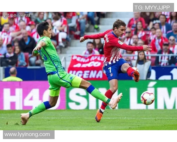 曼联迎战莫陆军12月6日激情对决争夺欧战资格的关键之战 曼联迎战莫陆军12月6日激情对决争夺欧战资格的关键之战